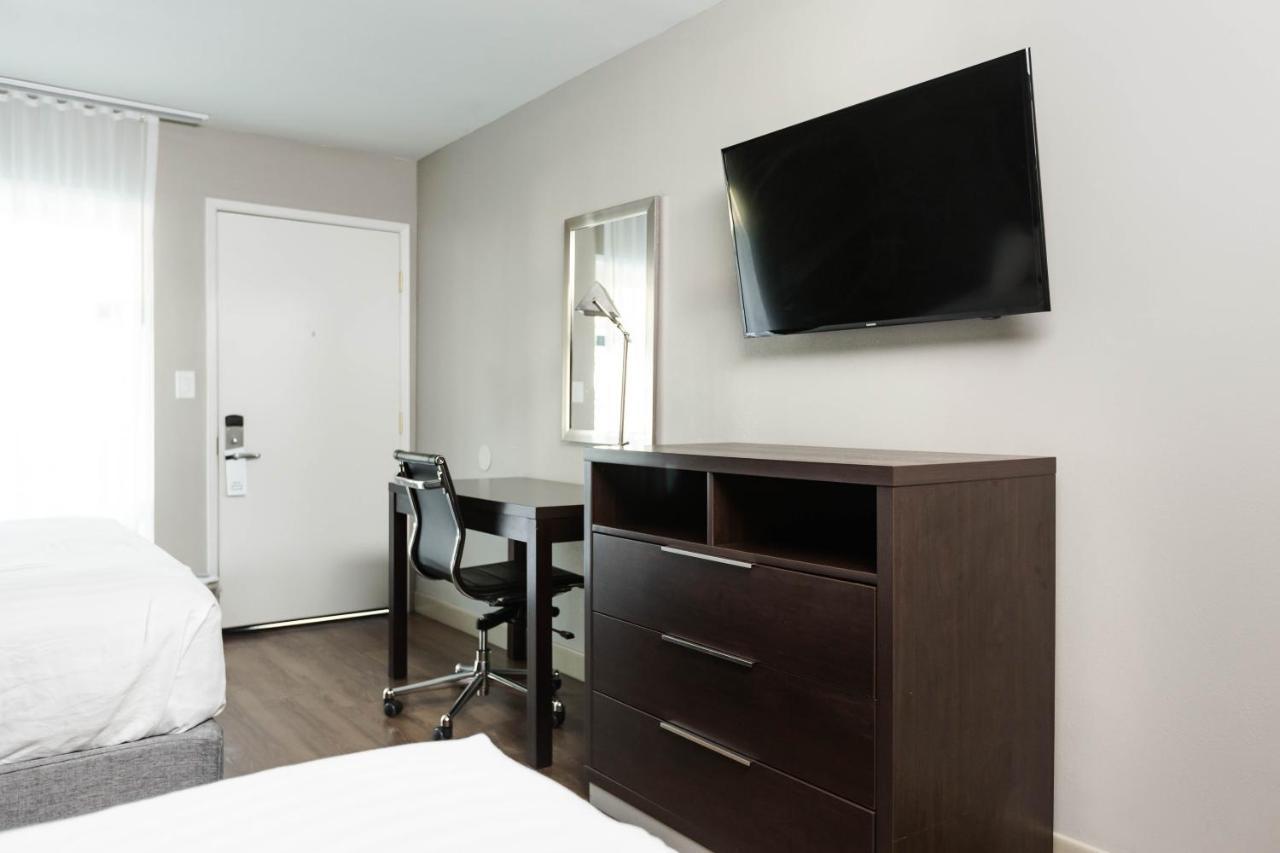 Vagabond Inn Окснард Екстериор снимка
